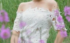 老公回家就吃我的奶奶怎么办呢